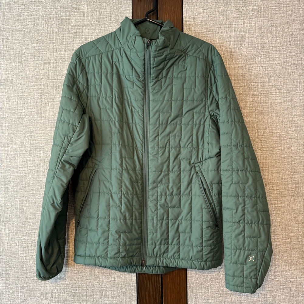 Men’s Medium Lululemon SkyLoft Jacket